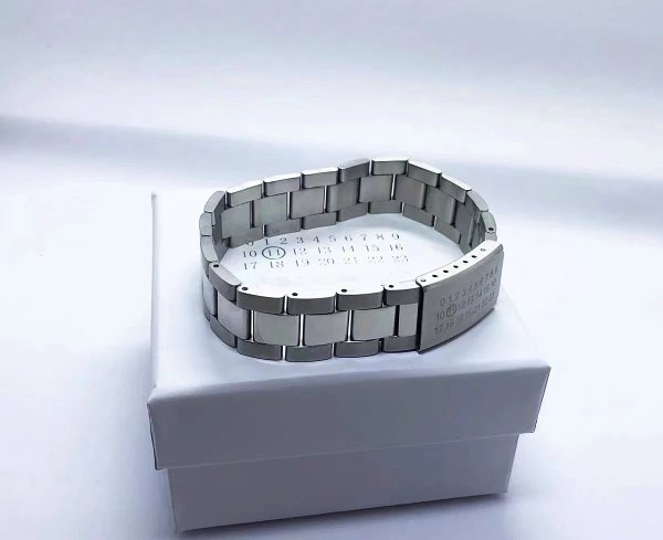 Maison Margiela Bracelet - Main product image by FashionHunter